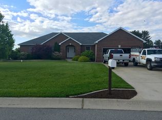 139 Goldfinch Dr, Kouts, IN 46347