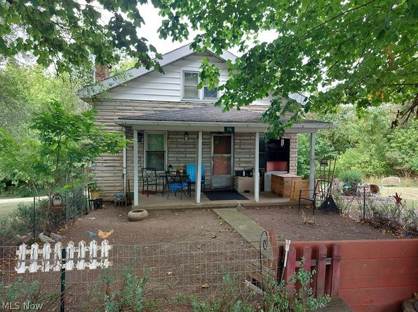 96 Lee St, Smithfield, OH 43948