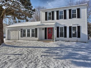 128 Tanglewood Ln, Lancaster, PA 17601