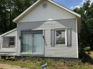 15582 Illinois Ave, Georgetown, IL 61846