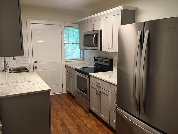 Fully renovated Kitchen with brand new stainless appliances