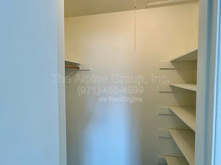 6041 SW Valley Ave — Photo 15