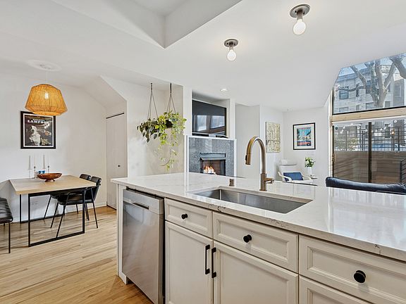 2nd image of 5536 N Glenwood Ave APT 1F