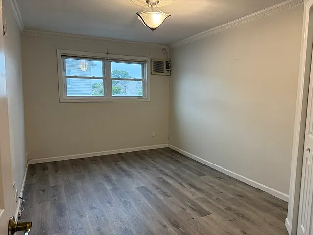 805 Armstrong Ave #1 — Photo 10