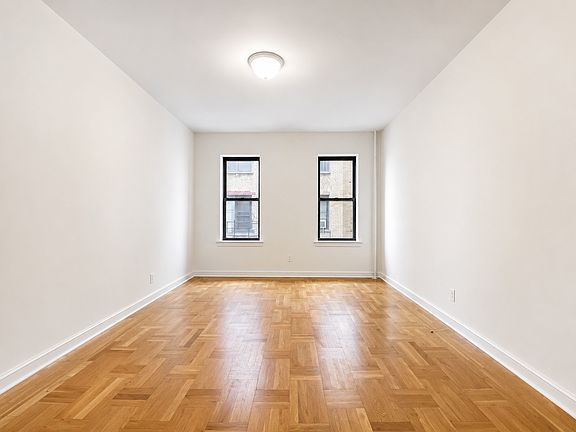 5th image of 590 Fort Washington Ave APT 3A