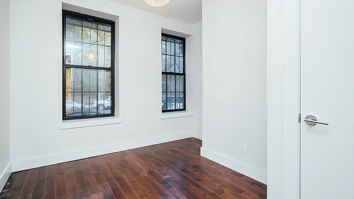 Rented by Nooklyn NYC LLC | media 2