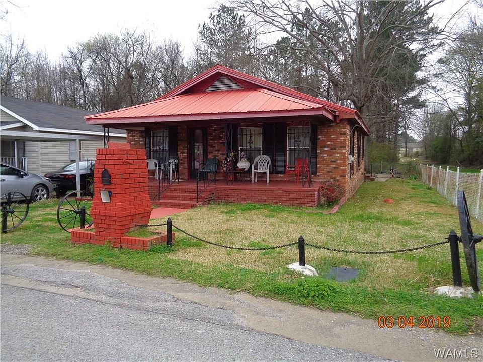 1st image of 4022 25th Pl