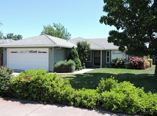 931 Corey Dr, Phoenix, OR 97535