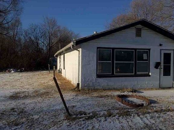 5th image of 1704 Brady Ave