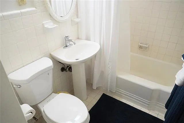 1205 Stcharles Ave #1216 — Photo 9