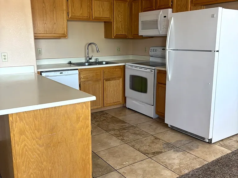 903 Mesquite Springs Dr #202 — Photo 6