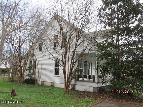 3rd image of 402 W Georgetown St