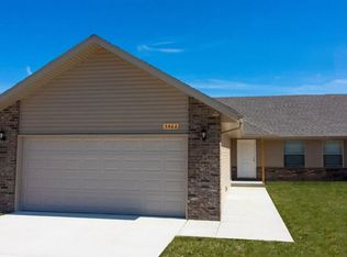5462 S Main St, Brookline, MO 65619