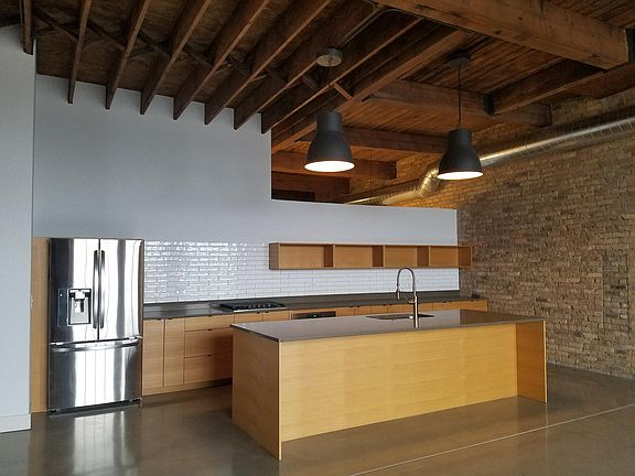 5th image of 2614 W North Ave #4N