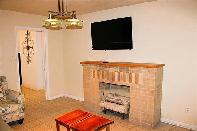 1831 N Miro St — Photo 25