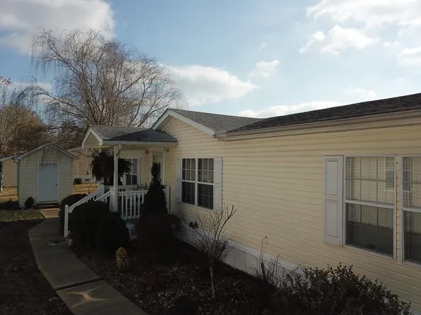 109 Broken Arrow Dr, Paris, TN 38242