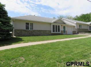 516 Elm St, Missouri Valley, IA 51555