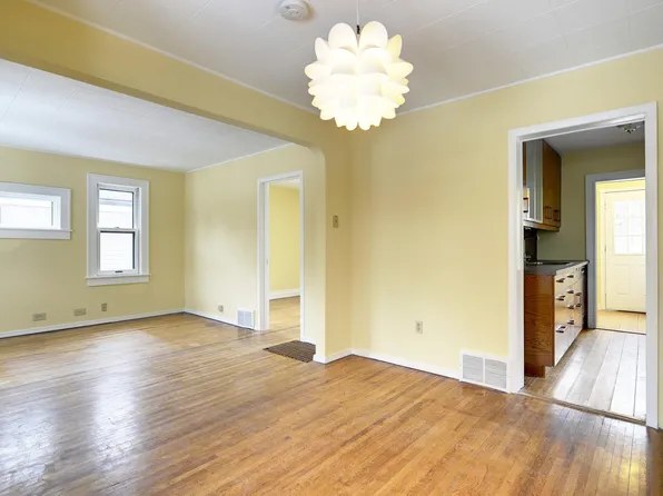 5617 33rd Ave S, Minneapolis, MN 55417