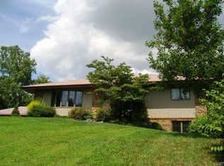 2245 Boxwood Ave, Saint Paul, MN 55119