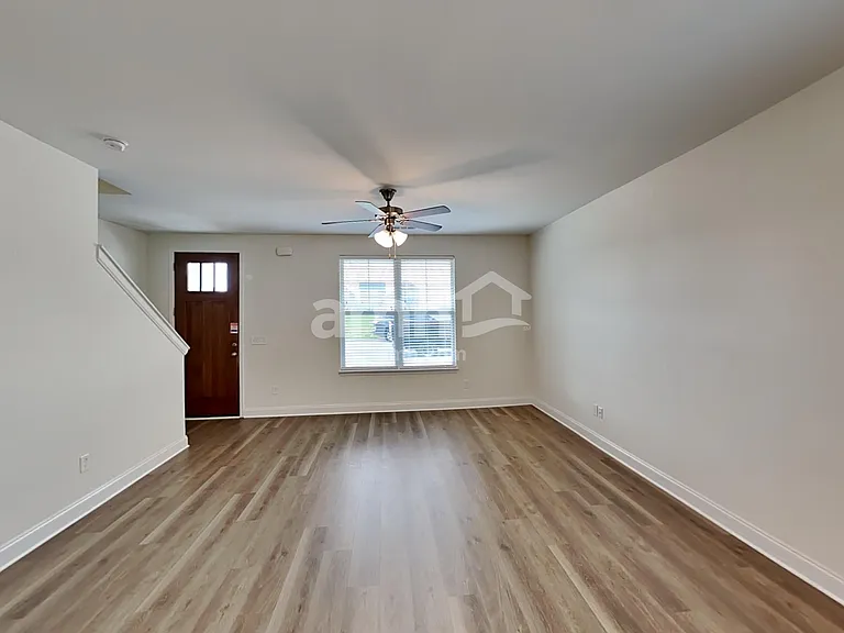 5532 Central Grove Sq — Photo 7
