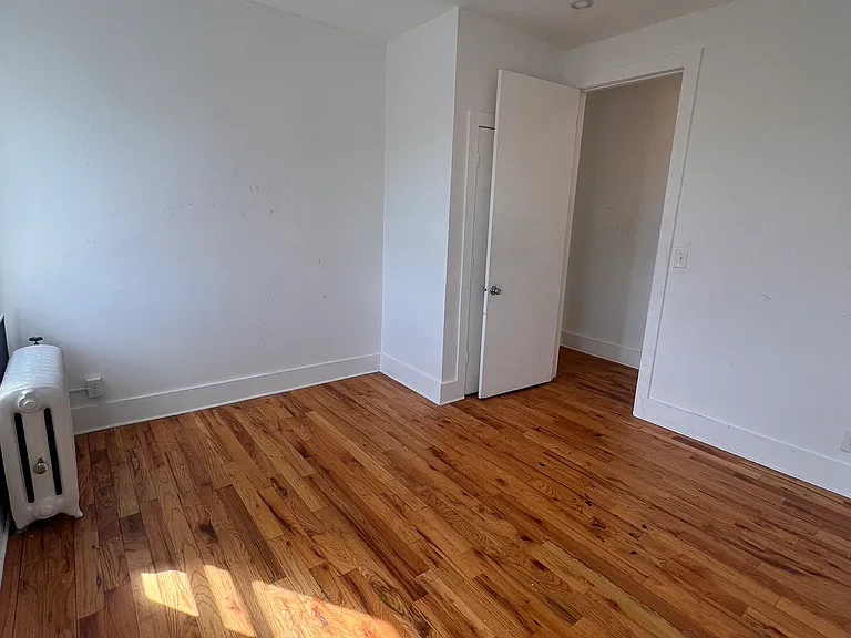 783 Kennedy Blvd — Photo 12