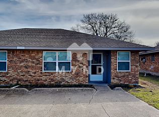 1305 S Cardinal St APT B, Ennis, TX 75119
