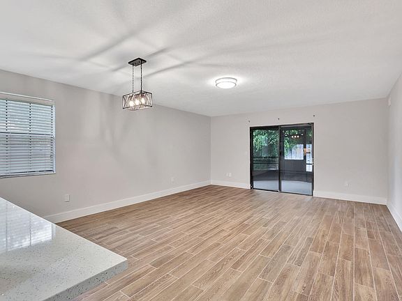 5th image of 6433 Lantana Pines Drive