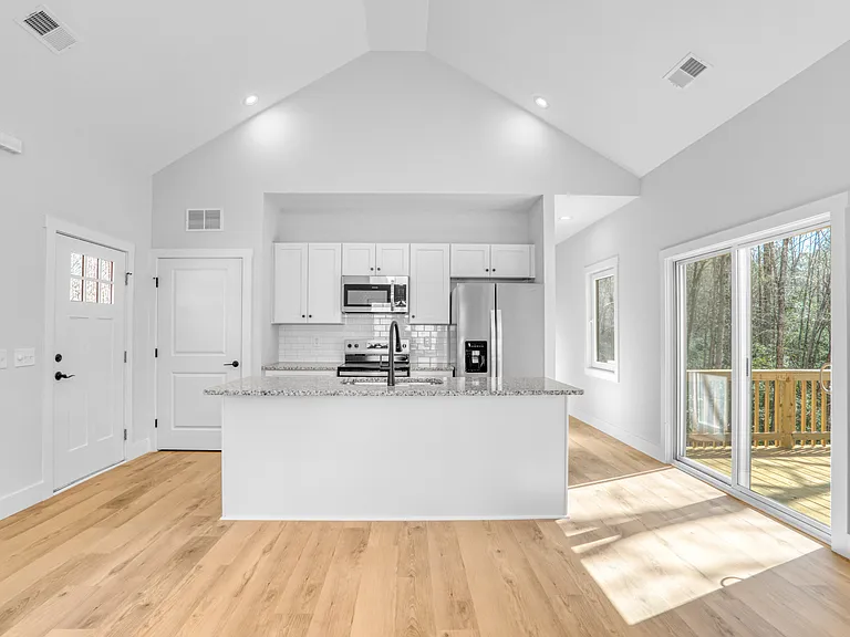 3891 Benny Shrum Ln — Photo 12