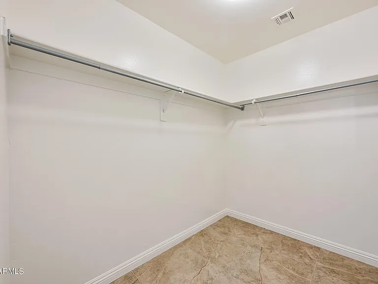 1330 S 121st Dr — Photo 23