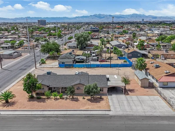 2401 Ellis St, North Las Vegas, NV 89030
