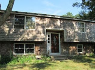 262 Meetinghouse Rd, Mashpee, MA 02649
