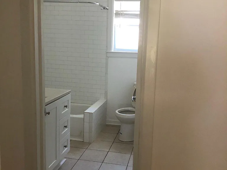 5480 Shallowford Rd — Photo 4