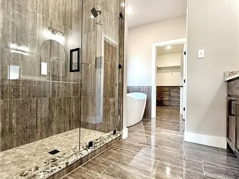 740 Powderhorn Cir — Photo 2