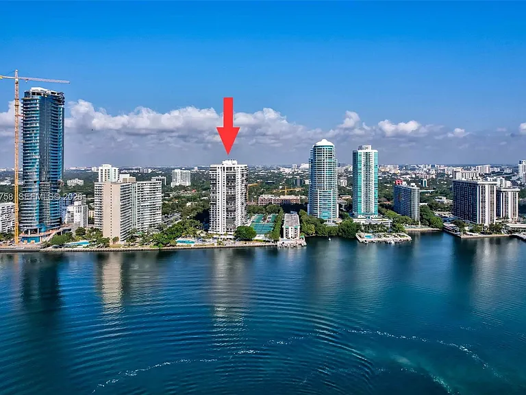 2333 Brickell Ave #305 — Photo 45