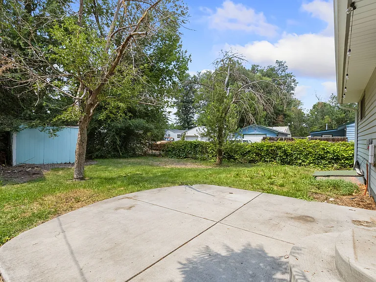 623 Colorado St — Photo 21