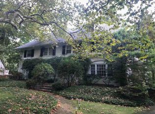 327 Mallwyd Rd, Merion Station, PA 19066