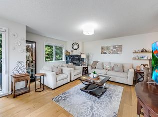 7162 133a St #205, Surrey, BC V3W 7Z9