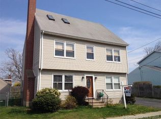31 Center Ave, East Haven, CT 06512