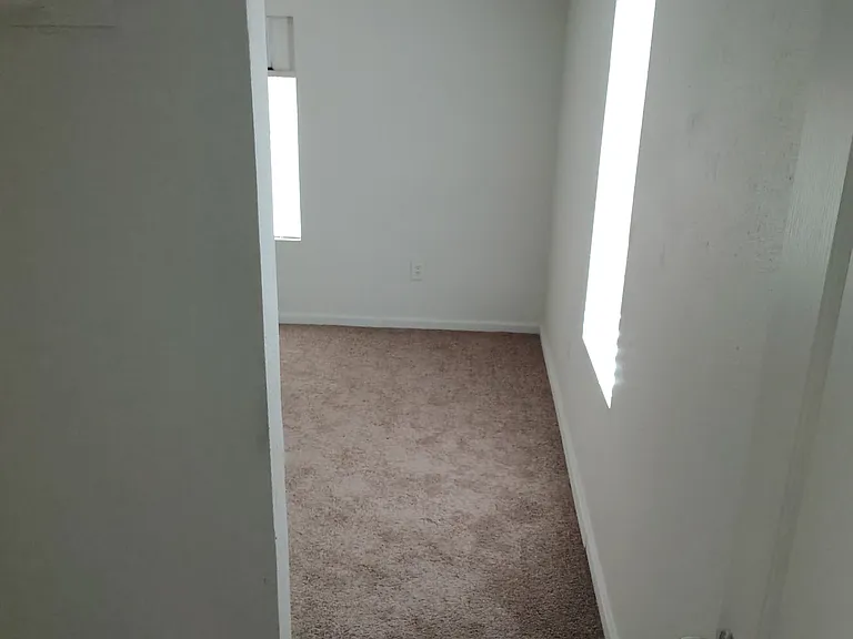 128 SE Camelot Loop — Photo 18