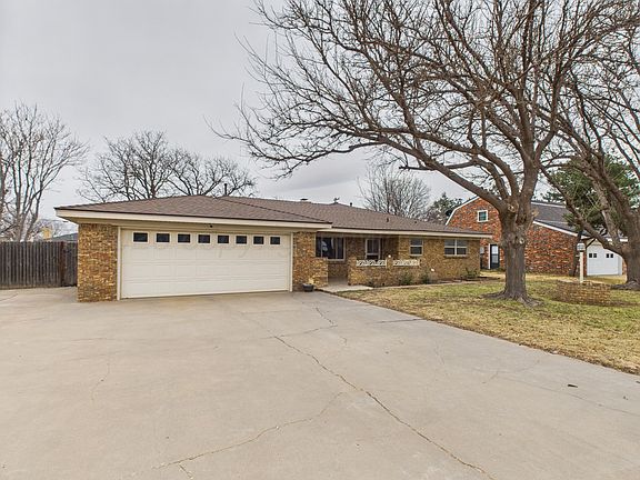 2nd image of 717 Phillips Dr