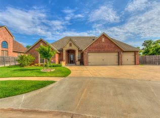 9332 SW 25th St, Oklahoma City, OK 73128