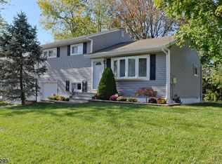 241 Perry St, Dover, NJ 07801