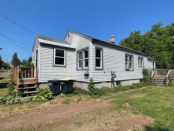 3rd image of 230 W Ash St