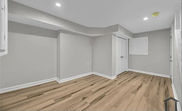 2040 E Fayette St — Photo 16