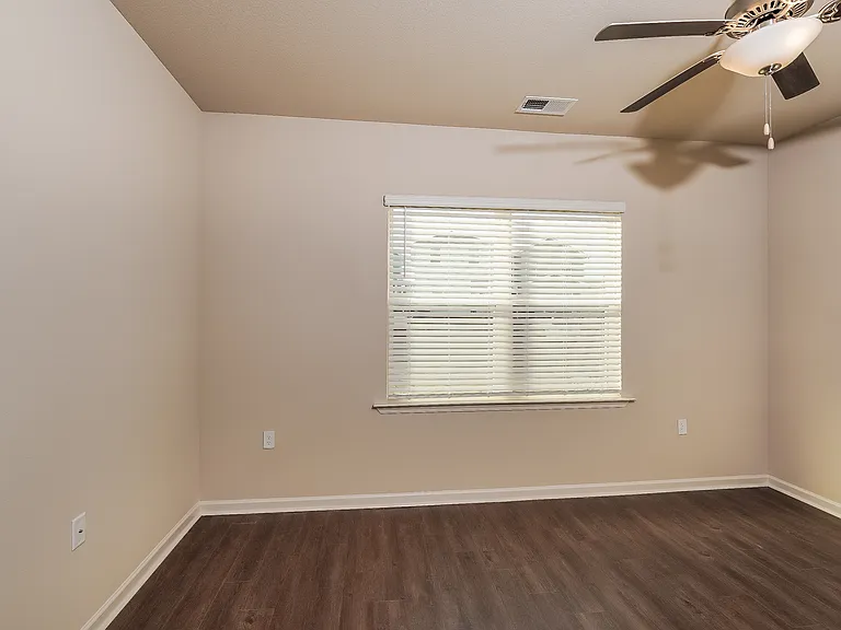6375 Rainbow Row — Photo 2