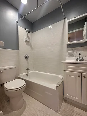 Rented by Compass | media 13