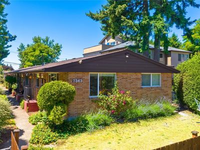 7343 35th SW, Seattle, WA, 98126