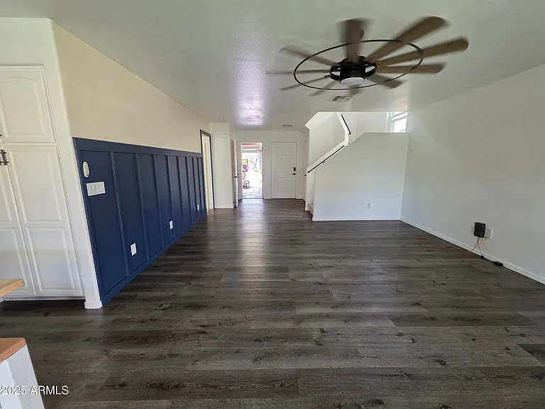 22461 W Woodlands Ave — Photo 10