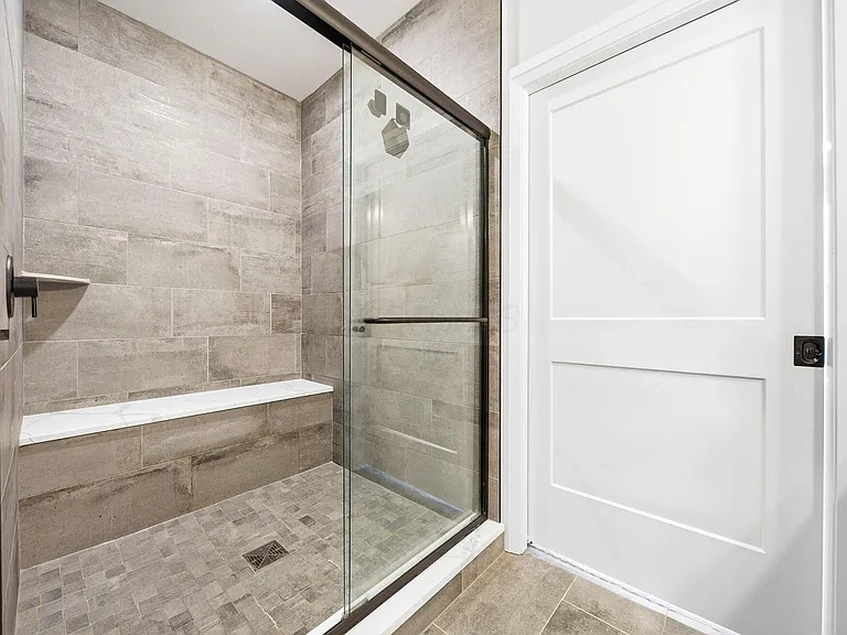 751 N 6th St #205 — Photo 23