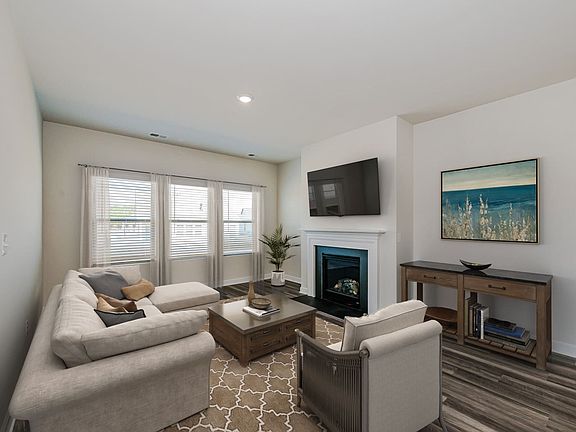 Newport floorplan at Larkhaven Hills.